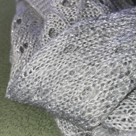 Gorgeous lightweight gray/sparkly infinity scarf EUC! (22” x 72”). - Picture 2 of 7